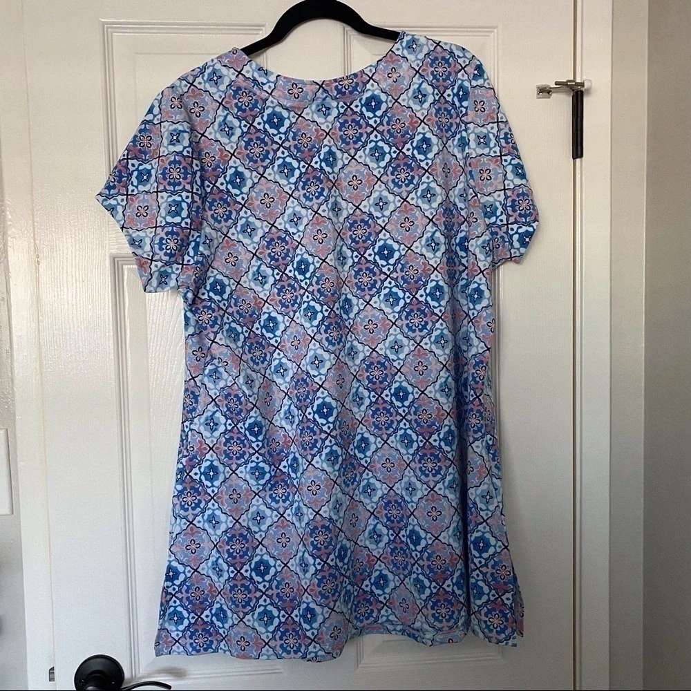Swim Dress or Cover Up. Wht&Blue Shrt Slv Sz 18/20